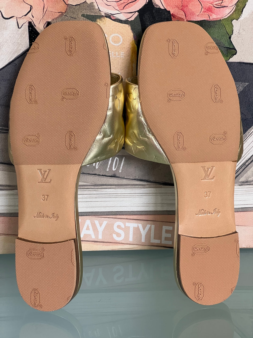 LOUIS VUITTON REVIVAL FLAT MULES