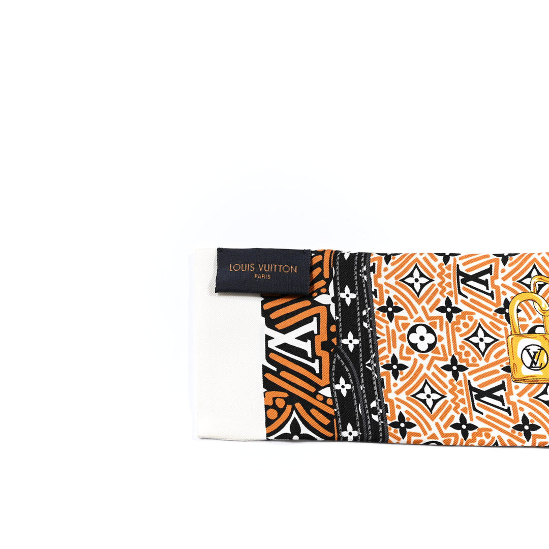 LOUIS VUITTON Silk Monogram Crafty Confidential Bandeau Caramel