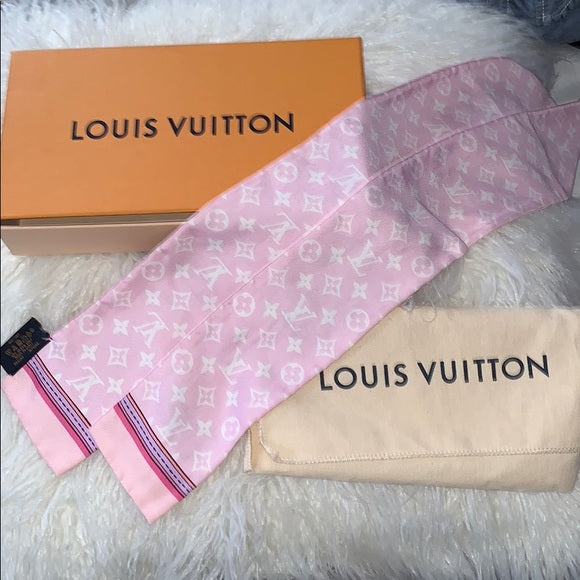 LOUIS VUITTON SILK DE LOUIS BB BANDEAU – Caroline's Fashion Luxuries