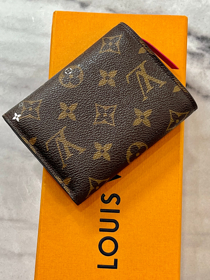 LOUIS VUITTON LIMITED EDITION XMAS 2019 VIVIENNE VICTORINE WALLET