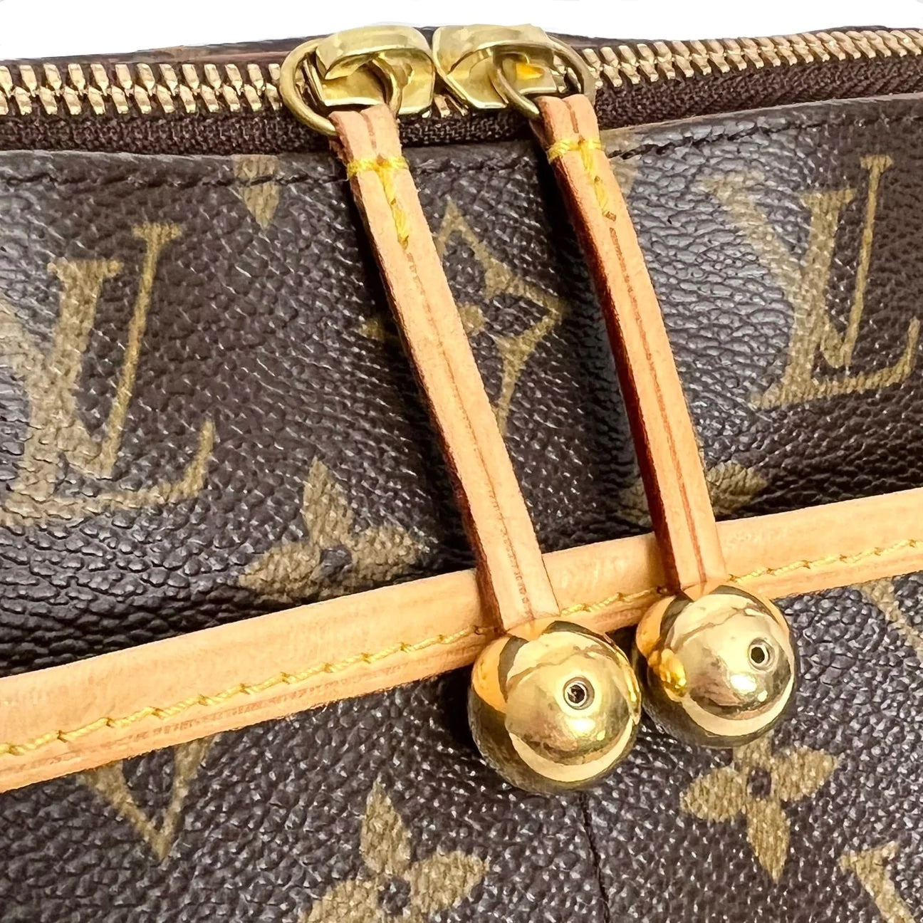 LOUIS VUITTON MONOGRAM POPINCOURT CROSSBODY BAG – Caroline's Fashion  Luxuries