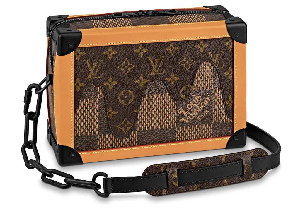 Louis Vuitton Nigo e Messenger Bag Limited Edition Giant Damier and  Monogr