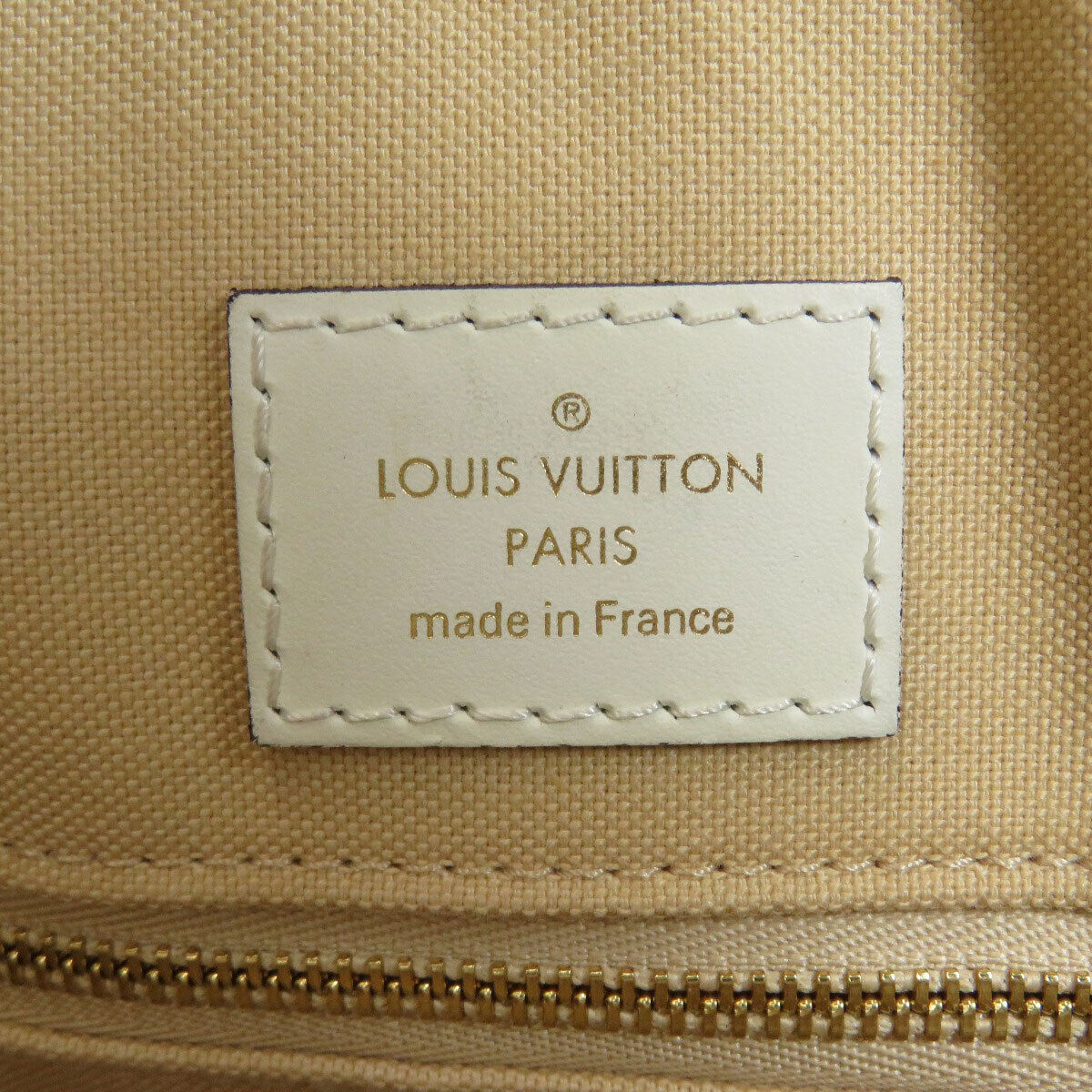 Louis Vuitton Giant On The Go Monogram GM Tote – Caroline's Fashion Luxuries