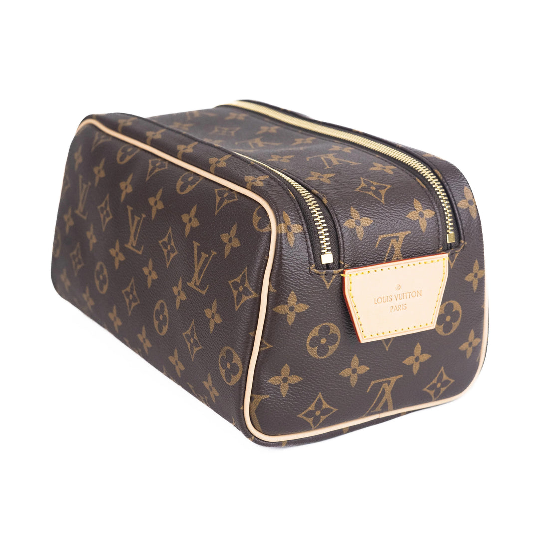 在庫少◆希少【LOUIS VUITTON】Dopp Kit Toilet Pouch Monogram Toilet Dopp Kit Pouch Monogram Canvas - Gifts for Babies