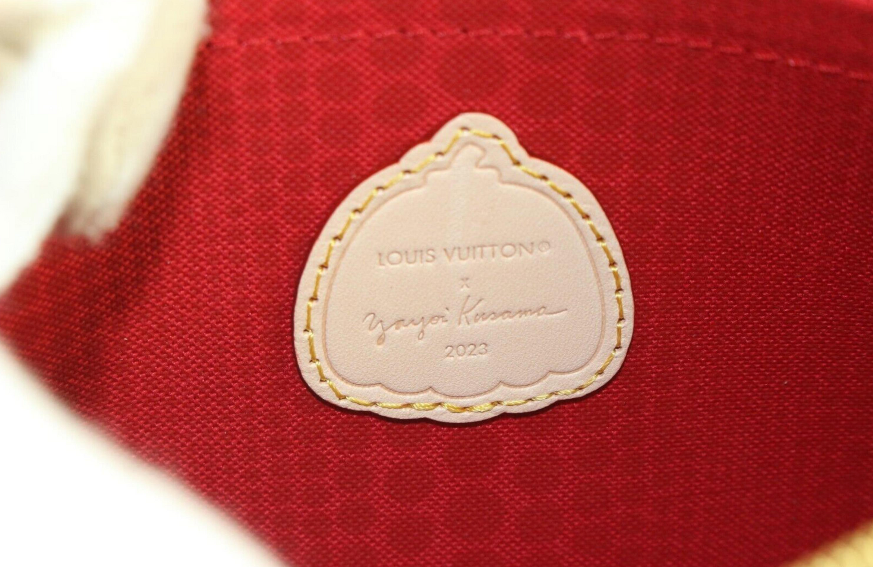 Louis Vuitton Ltd. Ed. Neverfull Pochette Yayoi Kusama in Red