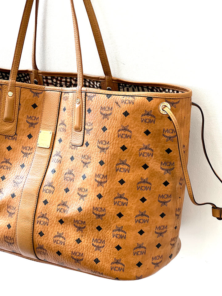 MCM LIZ REVERSIBLE LARGE VISETOS TOTE BAG