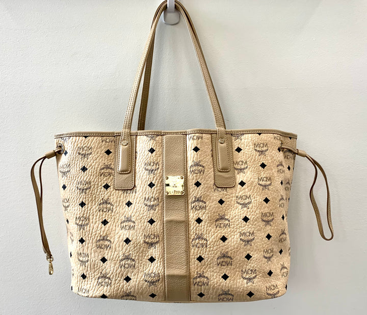 MCM VISETOS MEDIUM REVERSIBLE TOTE