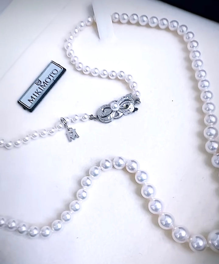 MIKIMOTO GRADUATED AKOYA PEARL STRAND 18K GOLD  NECKLACE &amp; EARRINGS SET