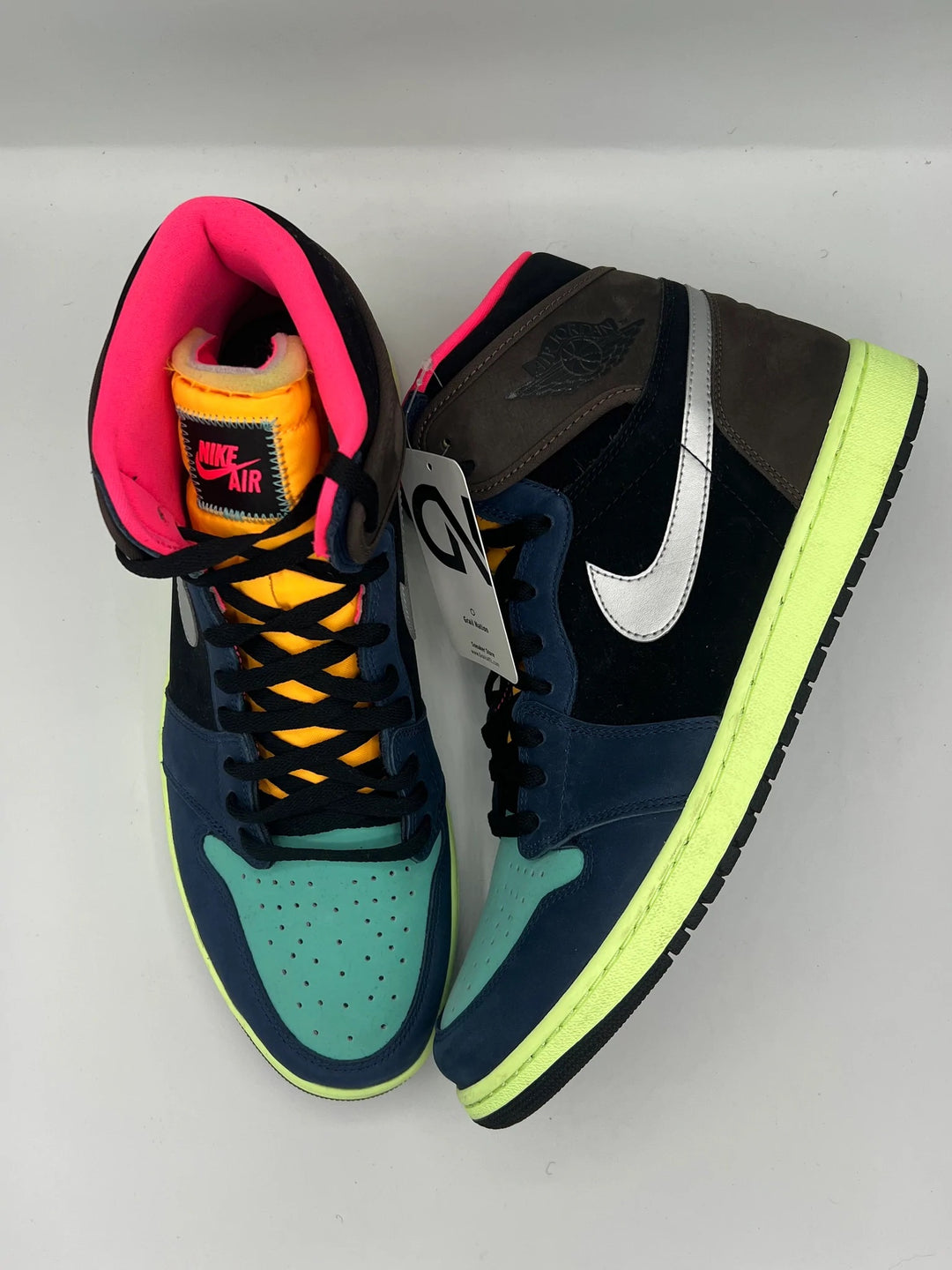 NIKE JORDAN 1 RETRO HIGH TOKYO BIO HACK SNEAKERS