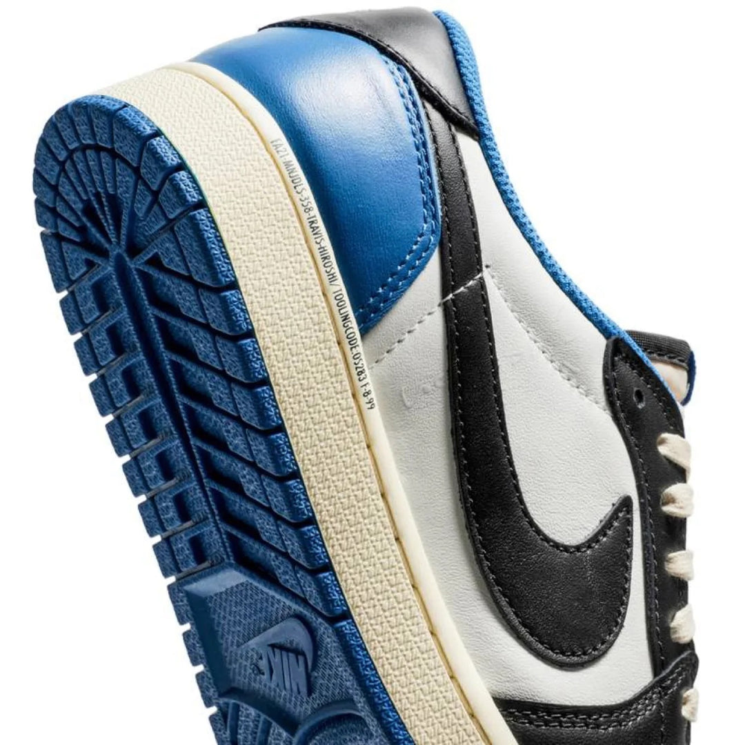 NIKE AIR JORDAN 1 LOW FRAGMENT DESIGN X TRAVIS SCOTT SNEAKERS