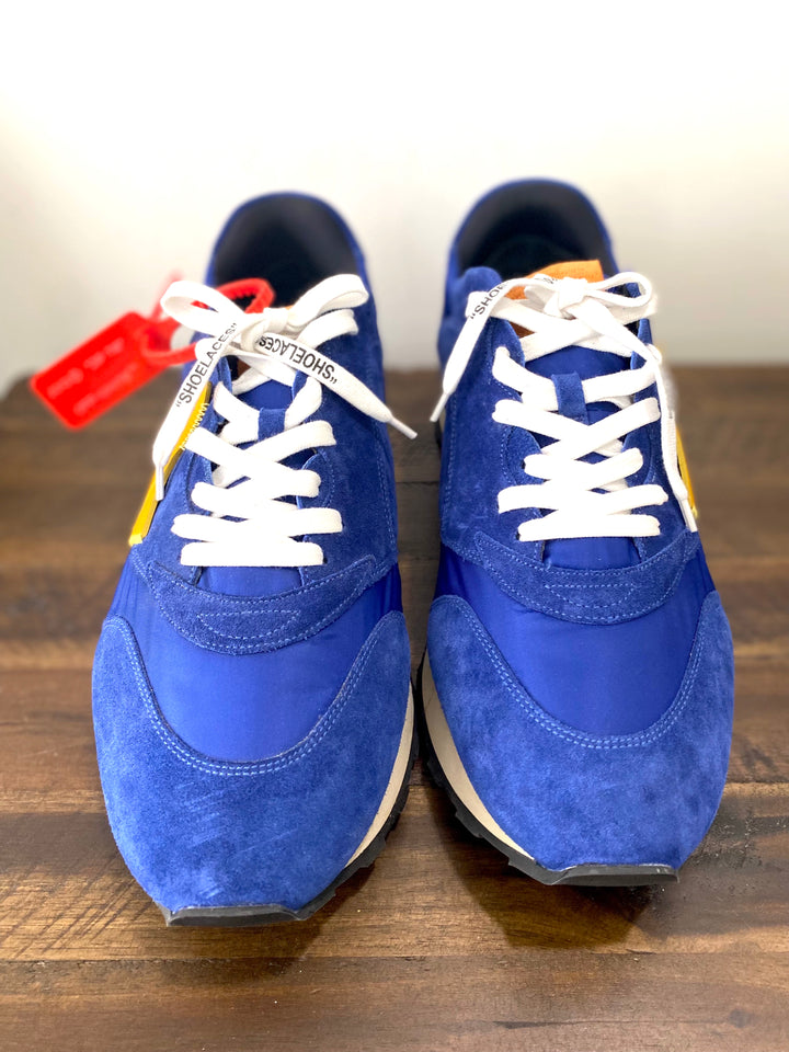 OFF-WHITE ARROW RUNNING SNEAKERS
