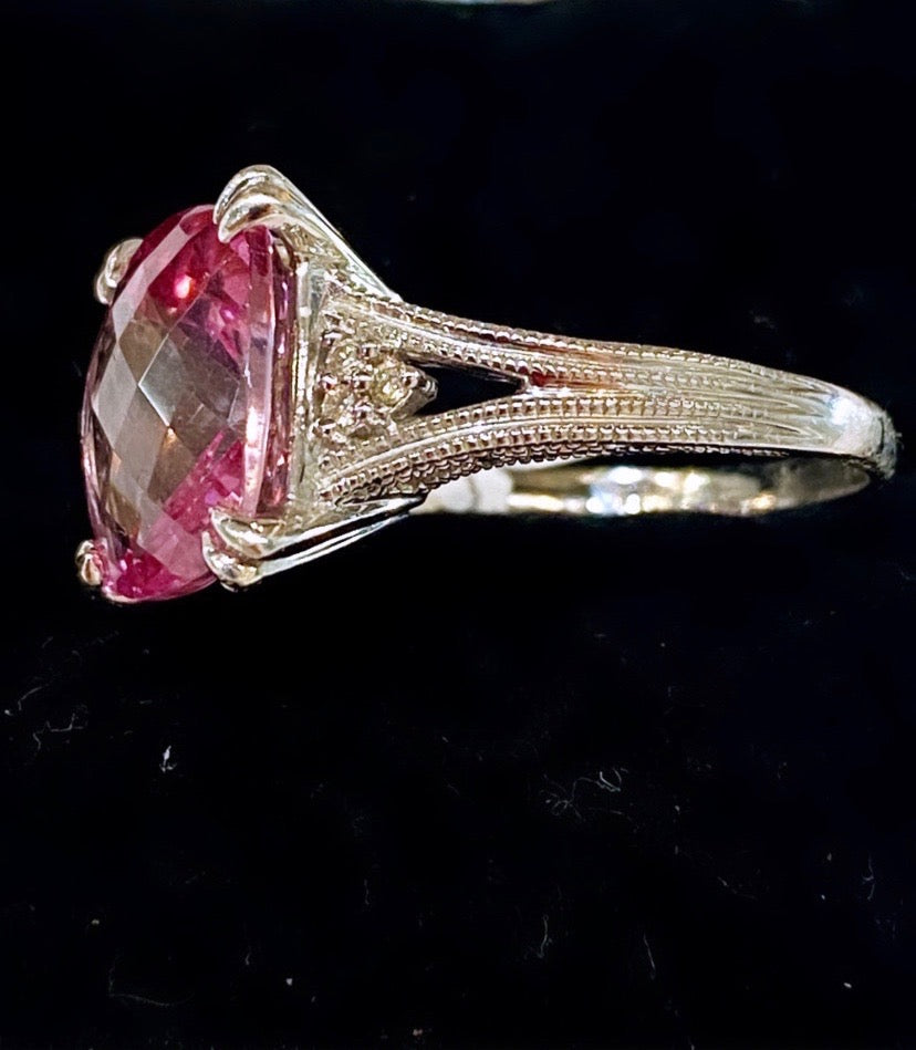 PINK SAPPHIRE AND DIAMOND 14K GOLD RING