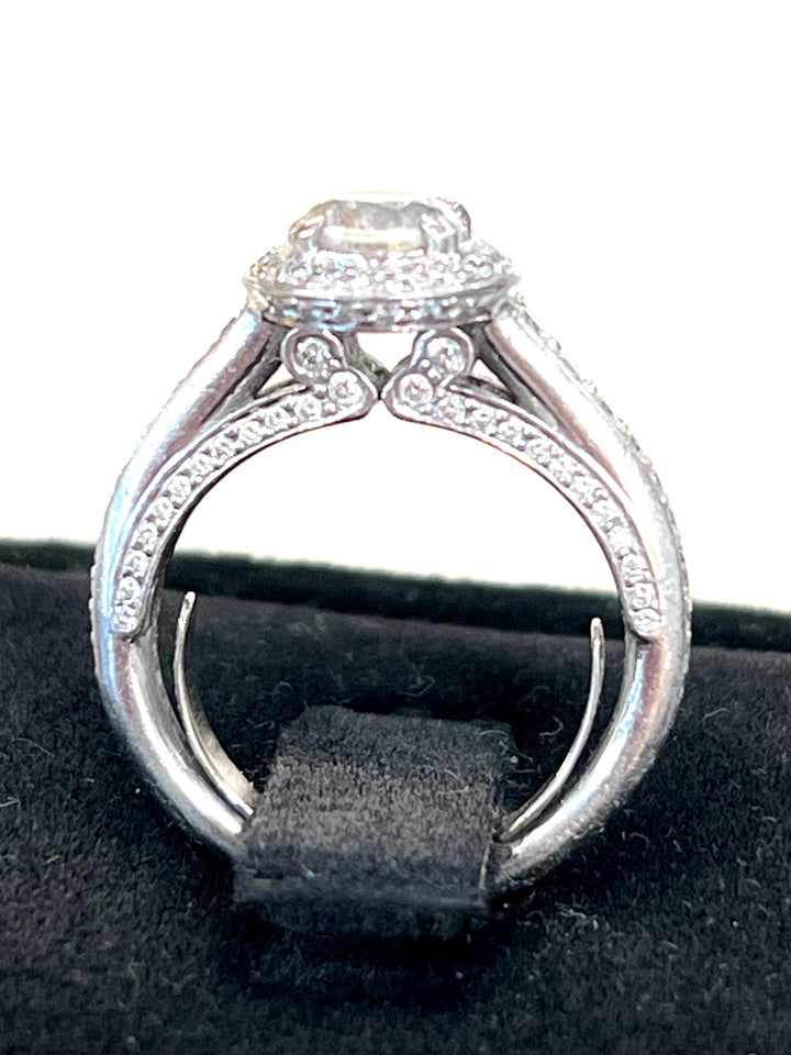 PLATINUM DIAMOND CATHEDRAL STYLE SOLITAIRE ENGAGEMENT RING