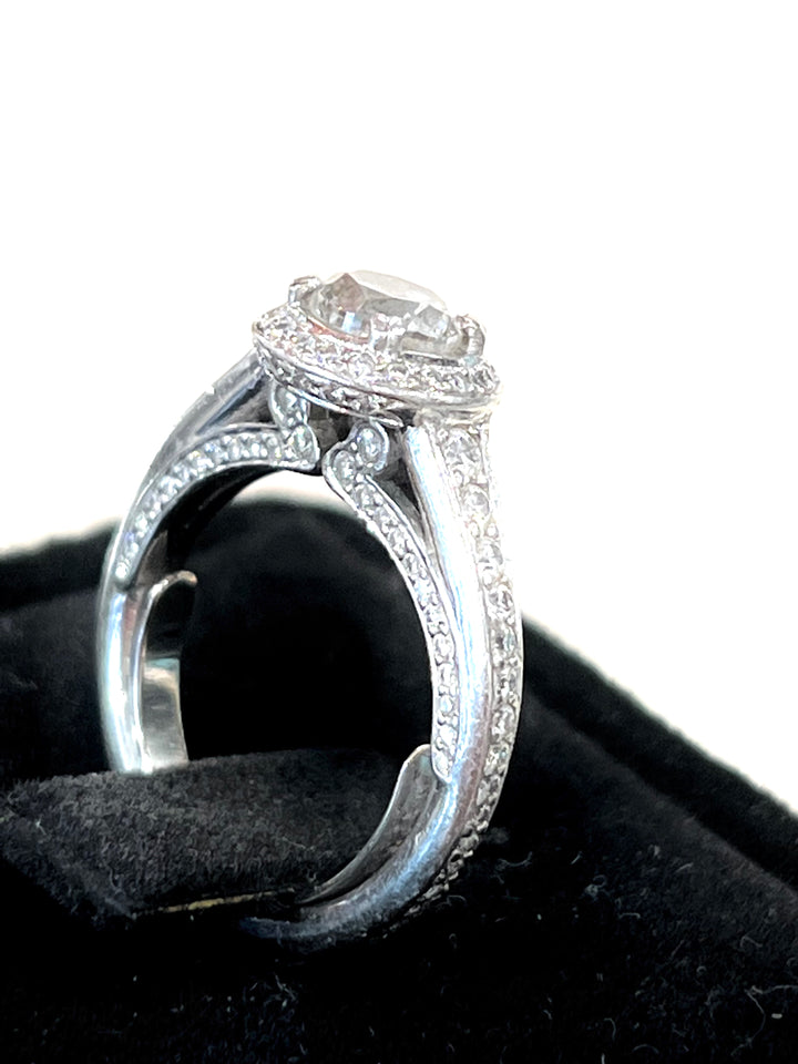 PLATINUM DIAMOND CATHEDRAL STYLE SOLITAIRE ENGAGEMENT RING