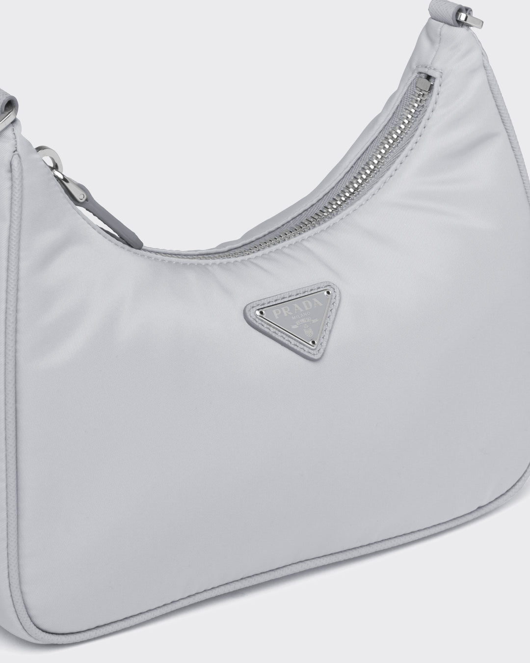 Prada Re-Edition 2005 Re-Nylon bag ホワイト PRADA Shoulder Bag Crossbody Re Edition 2005 Nylon White