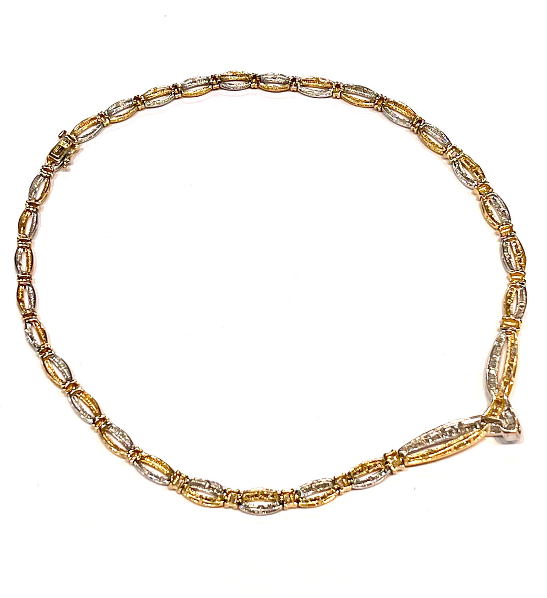 TWO TONED 14K GOLD DIAMONDS NECKLACE
