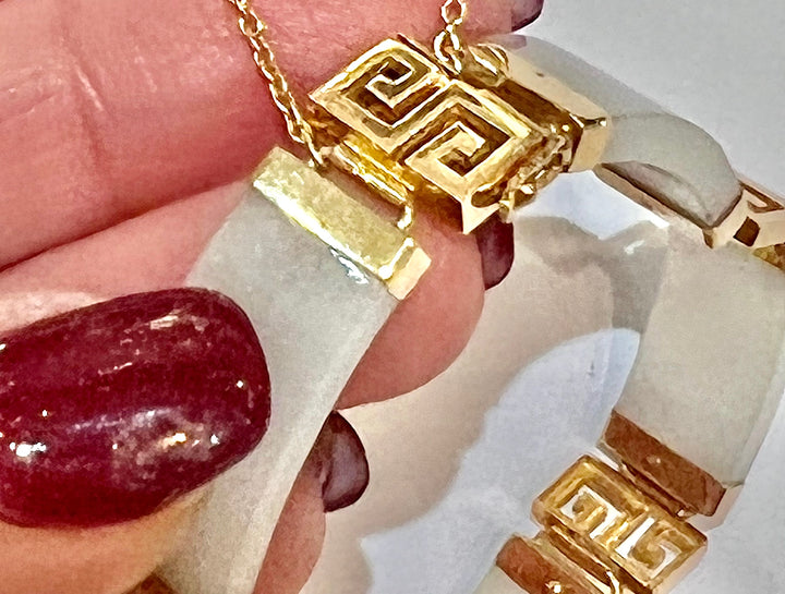 WHITE ONYX 14K GOLD GREEK KEY BRACELET