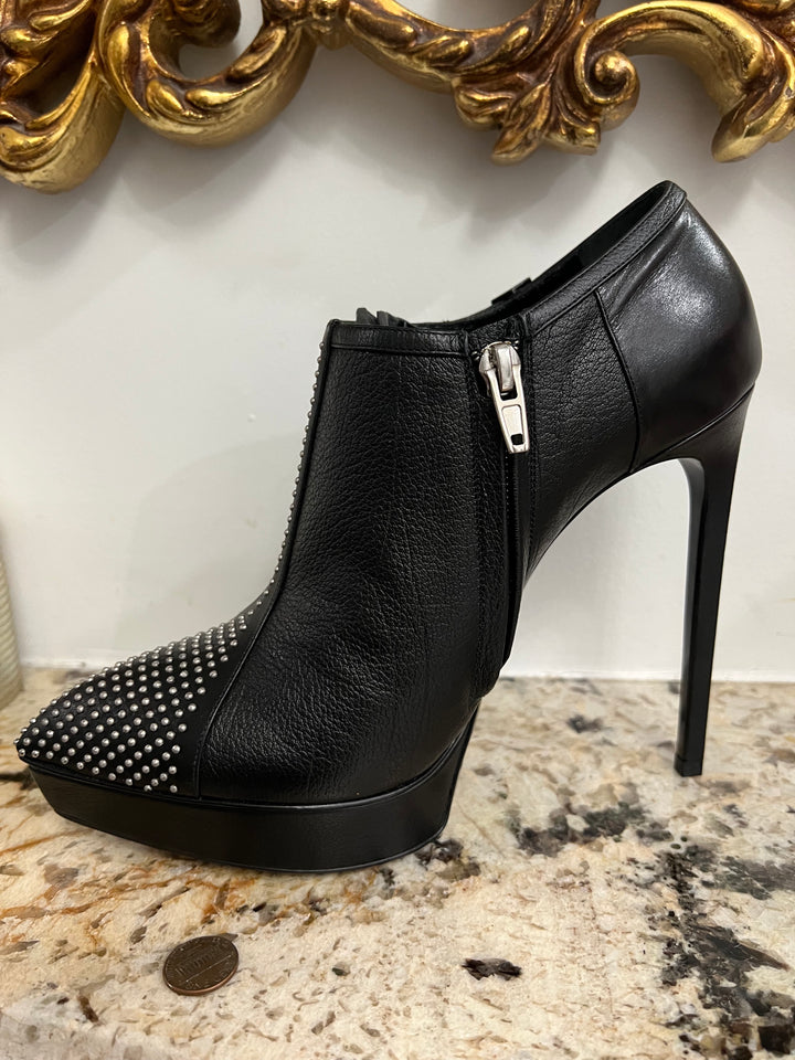 SAINT LAURENT JANIS MICRO STUDDED ANKLE BOOT
