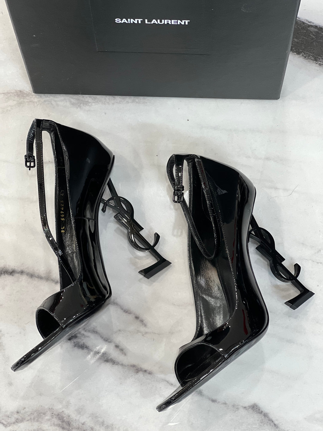 YSL SAINT LAURENT BLACK &