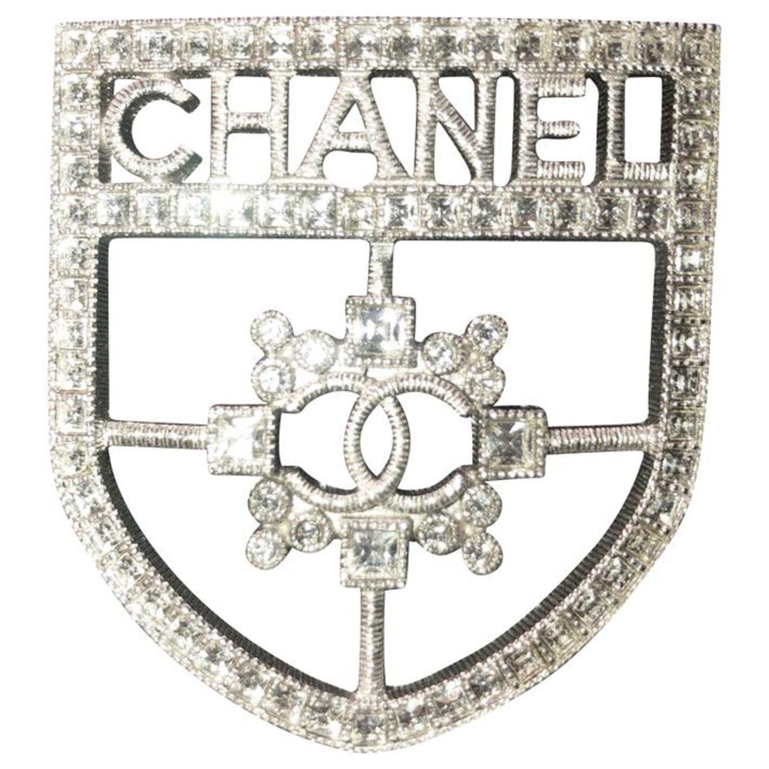 CHANEL CC Crystal Crest Shield Armor Brooch